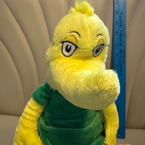 Kohl's Cares Dr. Seuss Sneetch Oh the Thinks You Can Think Plush 14" Teacher - Picture 4 of 4